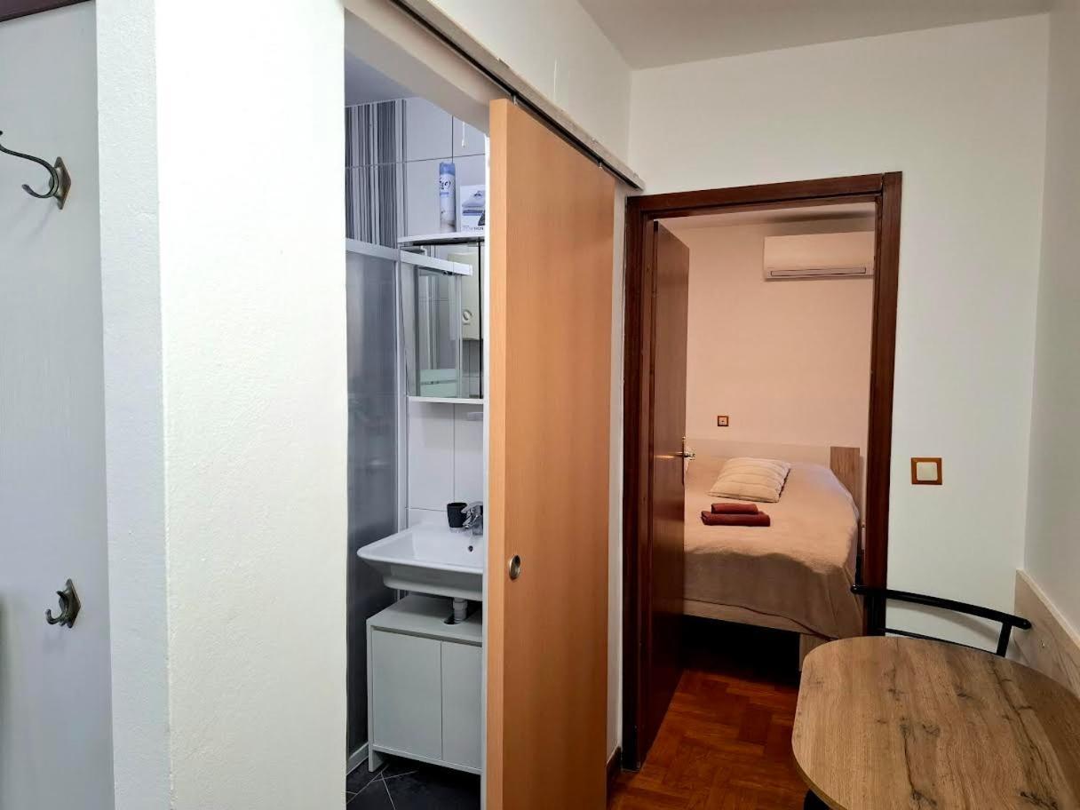 Apartmani Delas 2 بيشكانا أوفالا المظهر الخارجي الصورة