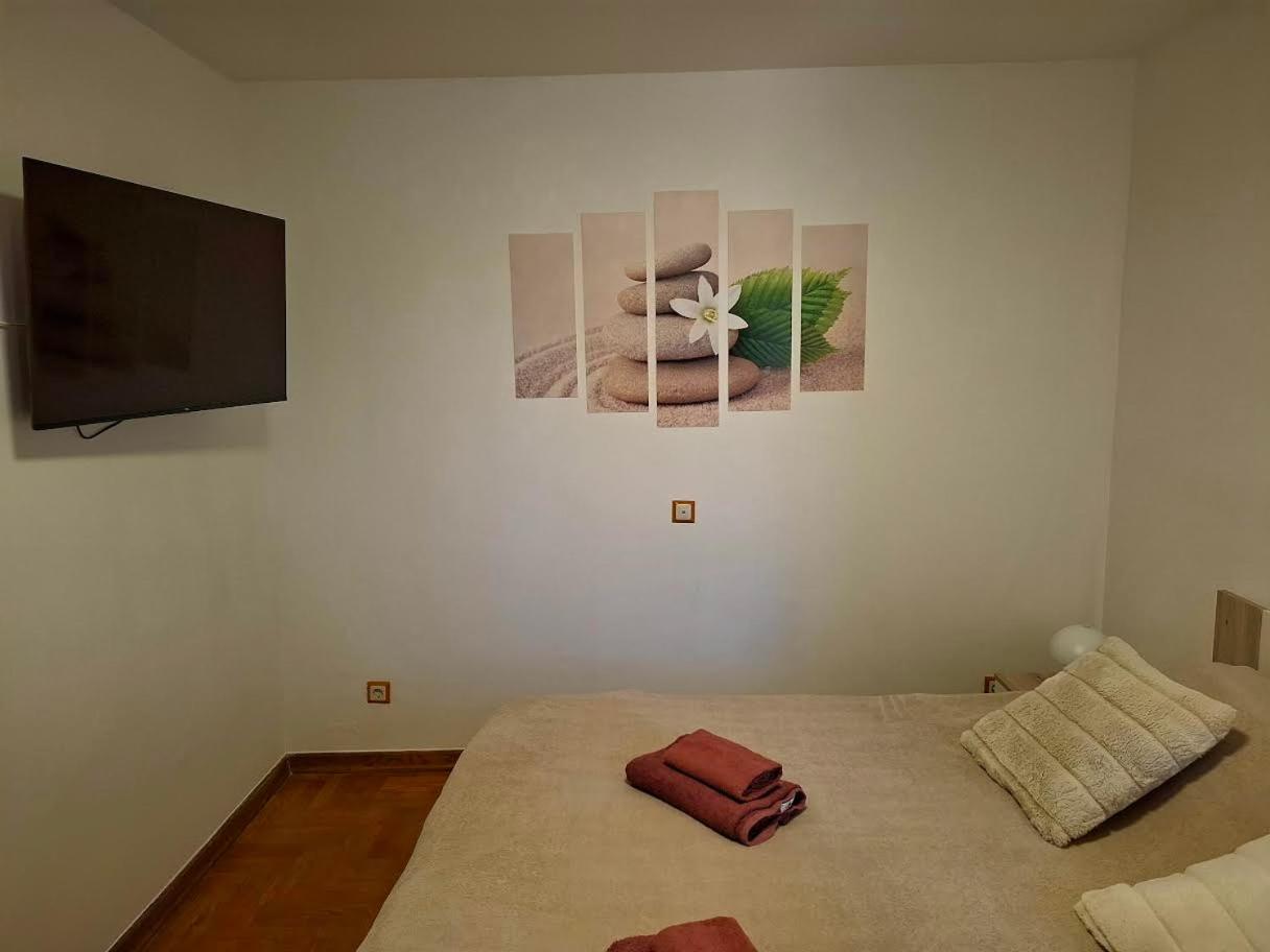 Apartmani Delas 2 بيشكانا أوفالا المظهر الخارجي الصورة