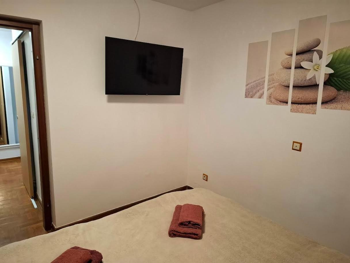 Apartmani Delas 2 بيشكانا أوفالا المظهر الخارجي الصورة