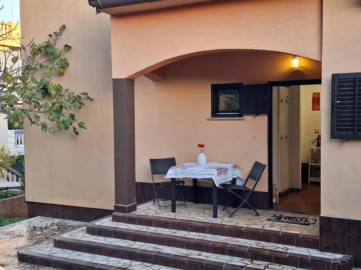 Apartmani Delas 2 بيشكانا أوفالا المظهر الخارجي الصورة